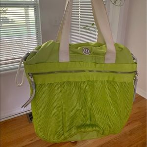Lululemon lime green gym bag